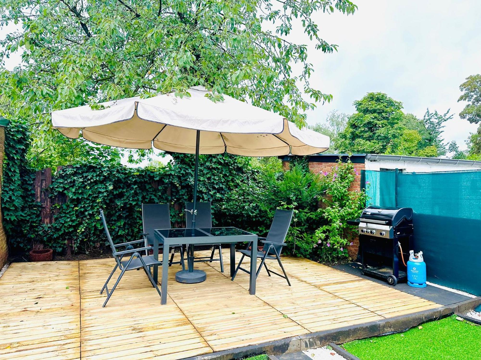 Big Sunset 2 Bedroom House With A Garden Ferienhaus Antwerpen